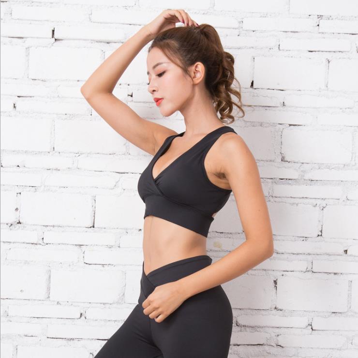 Women's quick-drying sports bra women's yoga clothing Shock-collecting V-neck sexy fitness sports underwear