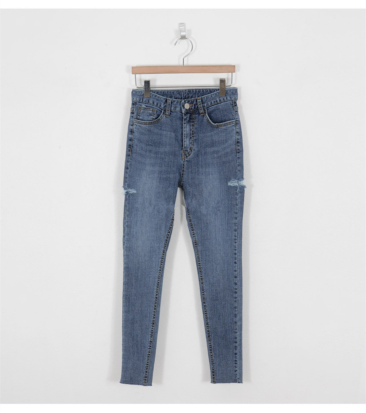 Ripped Leg-fit Skinny Pencil Cropped Jeans