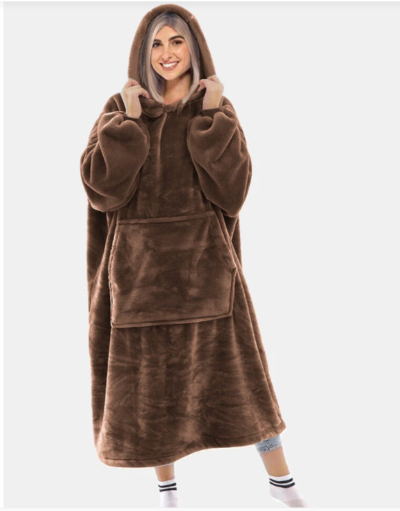 Fashionable long comfortable and loose flannel Robe