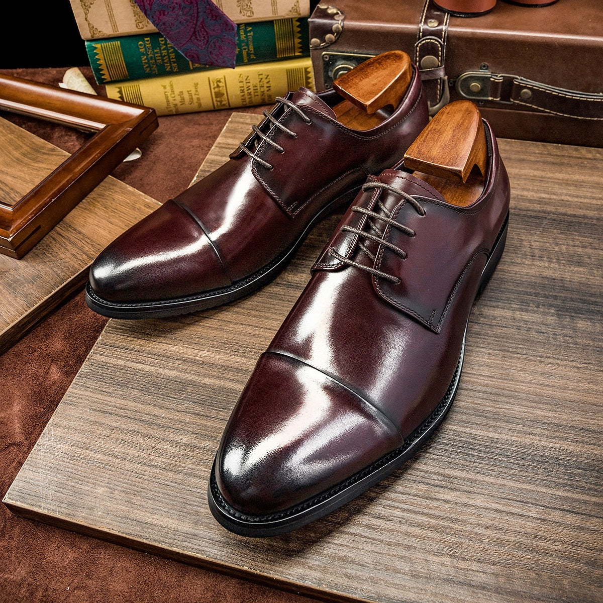 Three-joint Leather Shoes, Round Toe Lace-up Leather, British Business Dress Shoes