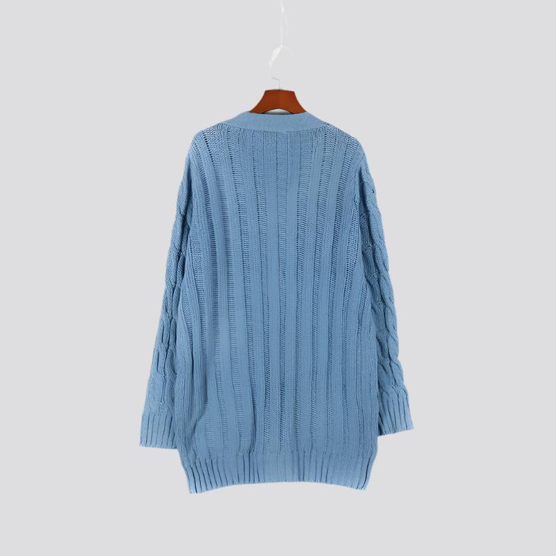 Single-breasted Coarse Twist Pocket Long-sleeved Knitted Sweater