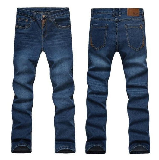 Jeans Slim Straight With Generous Give and Comfortable Waist Fit